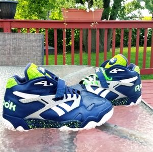 SOLD Reebok Pump Paydirt Preseason sz12